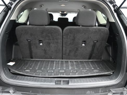 Used 2023 Kia Sorento LX FWD image 25
