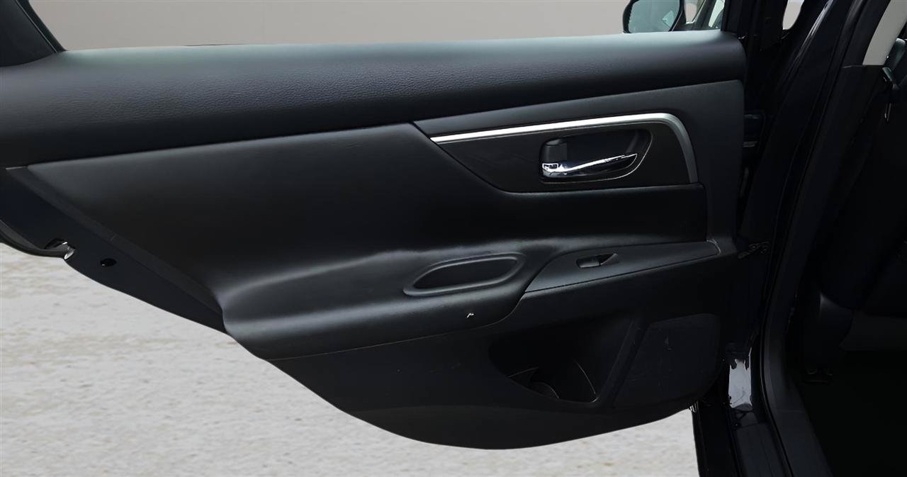 Used 2014 Nissan Altima 2.5 SL w/ Moonroof Package FWD image 20