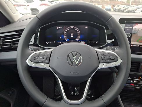 New 2026 Volkswagen Jetta SE FWD image 15