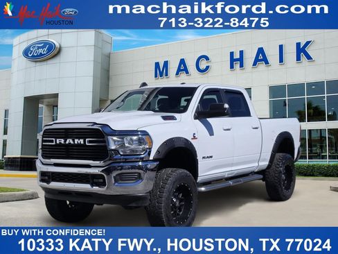 Used 2021 RAM 2500 Big Horn image 1