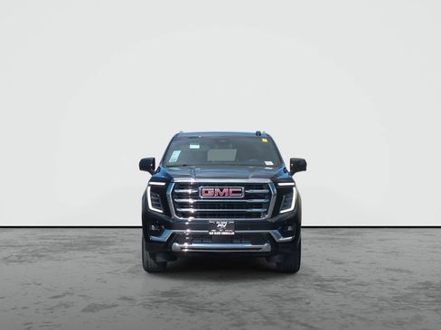 Used 2026 GMC Yukon Elevation RWD image 3
