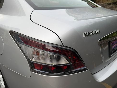 Used 2012 Nissan Maxima 3.5 SV w/ Premium Pkg image 11