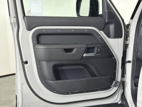 New 2026 Land Rover Defender 110 S image 21