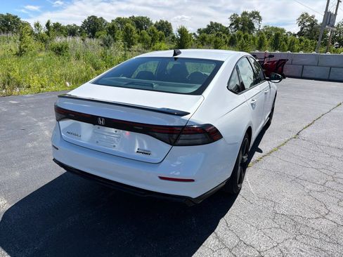 Used 2023 Honda Accord Sport image 6