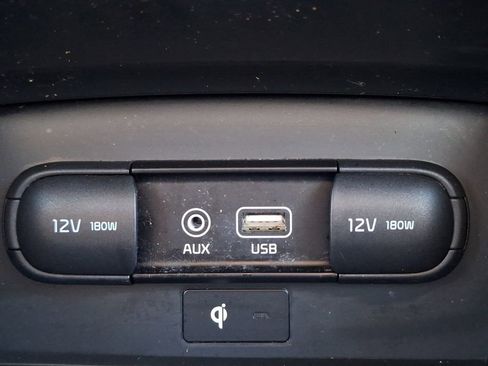 Used 2020 Kia Sorento SX image 21