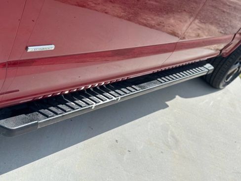 Used 2015 Ford F150 Lariat w/ Equipment Group 502A Luxury image 12