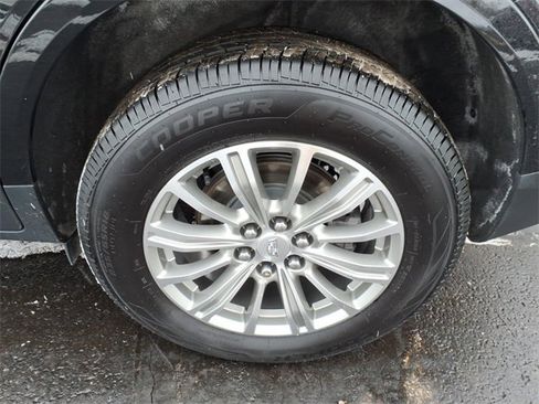 Used 2019 Cadillac XT5 Luxury image 31