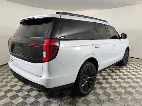 Certified 2025 Ford Expedition Platinum w/ Stealth Appearance Package AWD/4WD image 3