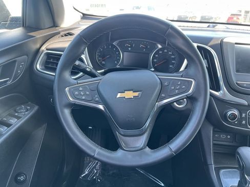 Certified 2024 Chevrolet Equinox LT FWD image 12