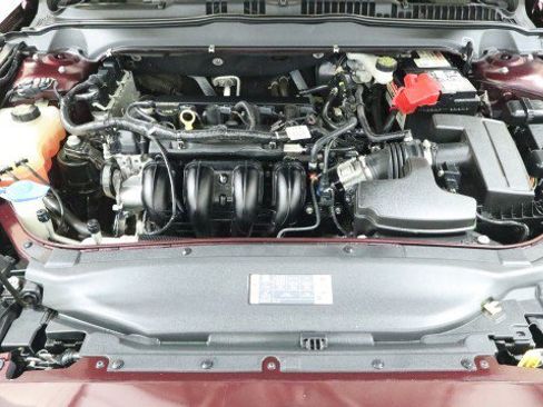 Used 2013 Ford Fusion SE FWD image 19