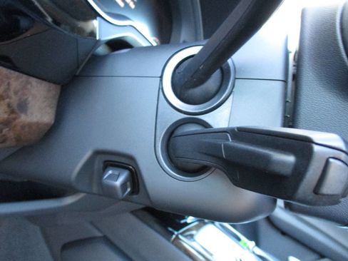 Used 2018 Audi Q7 3.0T Prestige w/ Prestige Package image 41