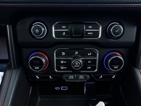 Used 2023 Chevrolet Suburban RST w/ Sport Performance Package image 45