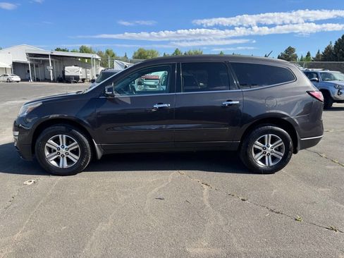 Used 2016 Chevrolet Traverse LT AWD/4WD image 2