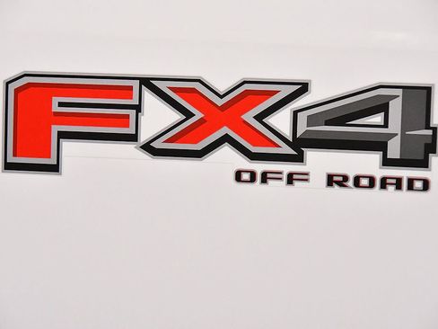 Used 2024 Ford F250 XL w/ 360-Degree Camera Package AWD/4WD image 13