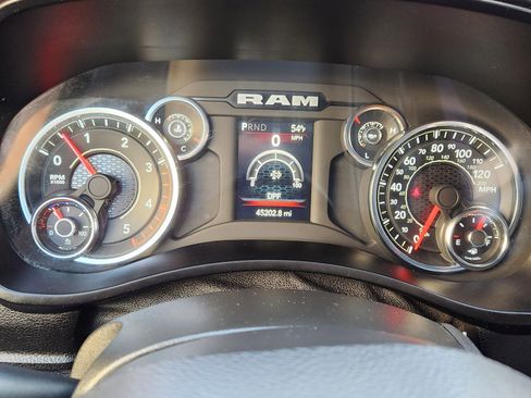 Used 2024 RAM 3500 Big Horn image 25