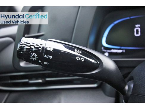 Certified 2025 Hyundai Elantra Sport FWD image 20