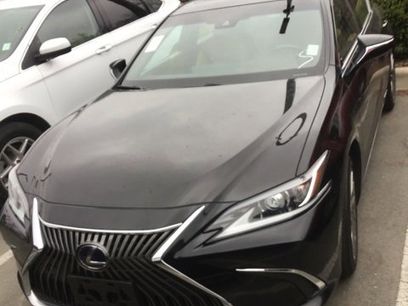 Used 2019 Lexus ES 300h