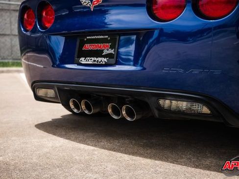 Used 2006 Chevrolet Corvette Z06 w/ Preferred Equipment Group RWD image 26