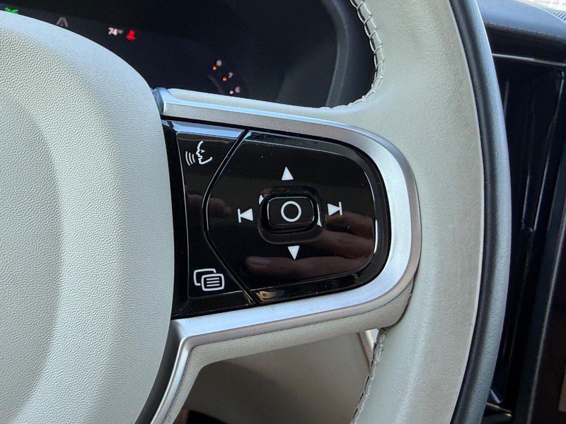 Certified 2026 Volvo XC60 B5 Ultra AWD/4WD image 20