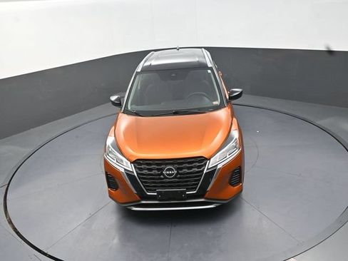 Used 2022 Nissan Kicks SV FWD image 12