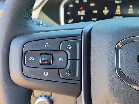 New 2026 GMC Sierra 2500 Denali Ultimate AWD/4WD image 12