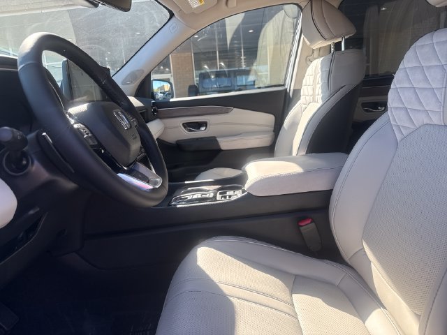 New 2026 Honda Pilot Elite image 9