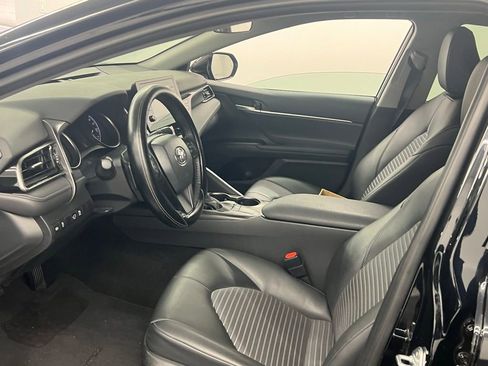 Used 2024 Toyota Camry SE FWD image 9