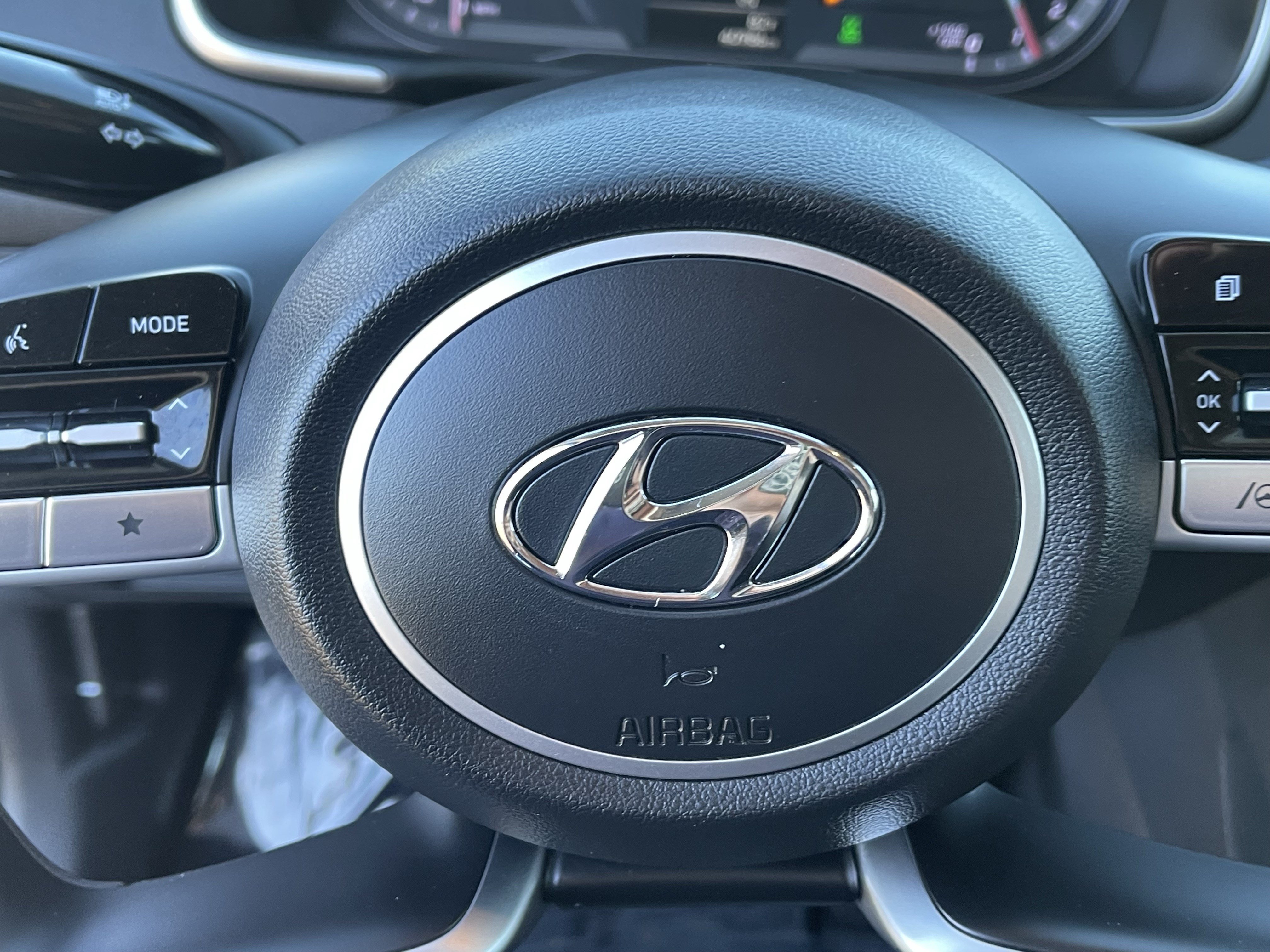 Certified 2022 Hyundai Tucson SEL w/ Cargo Package AWD/4WD image 20
