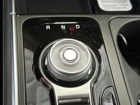 New 2026 Kia Carnival EX FWD image 22