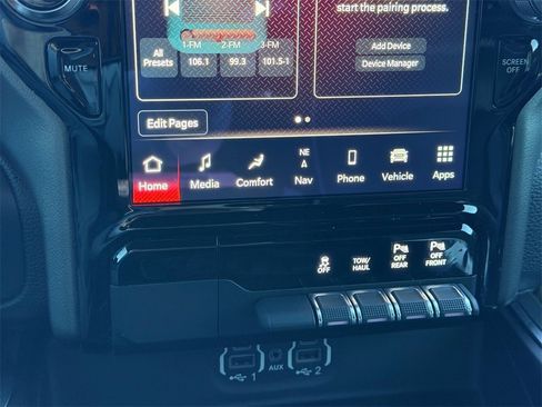 Used 2022 RAM 1500 Laramie w/ Sport Appearance Package image 18