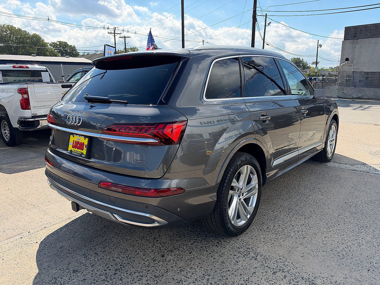 Used 2020 Audi Q7 2.0T Premium Plus w/ Premium Plus Package AWD/4WD image 5