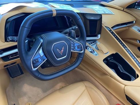 Used 2022 Chevrolet Corvette Stingray Premium Conv w/ Z51 Performance Package RWD image 16