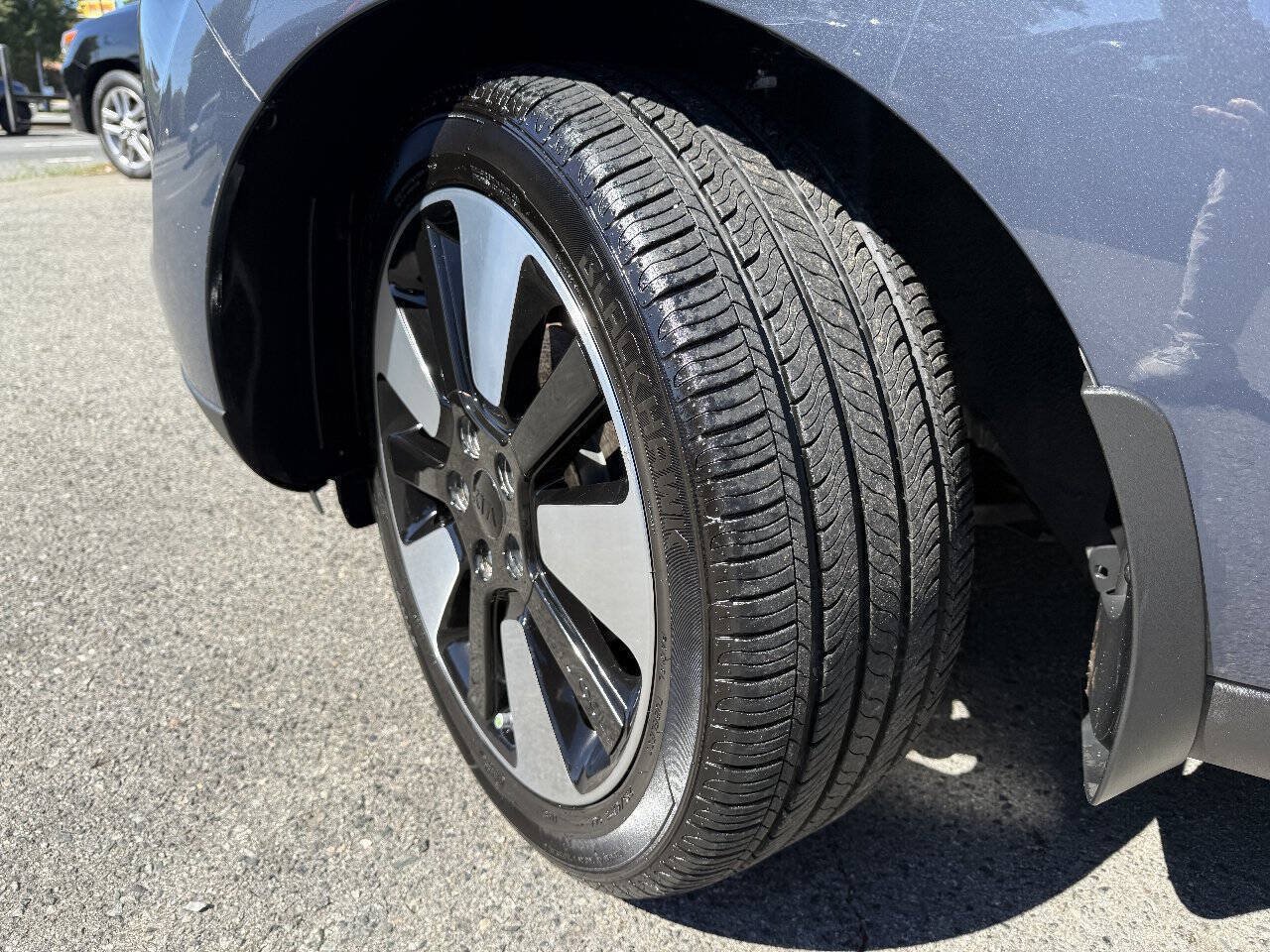 Used 2015 Kia Soul ! w/ Sun & Sound Package FWD image 27