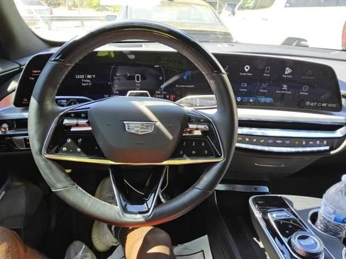 Used 2024 Cadillac Lyriq Sport RWD image 2
