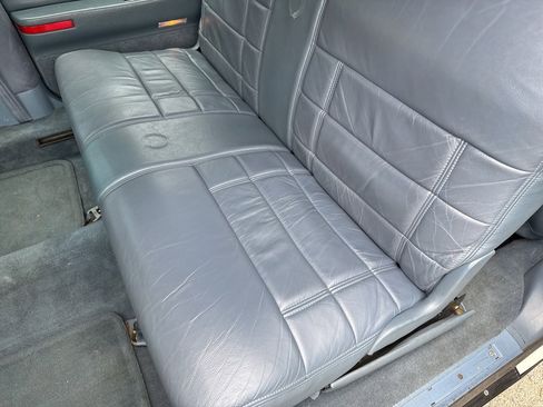 Used 1995 Cadillac Fleetwood Brougham image 32