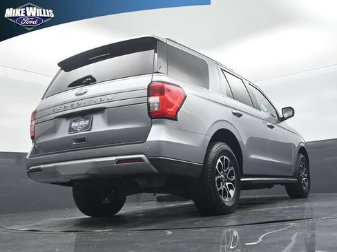 Used 2023 Ford Expedition XLT RWD image 23