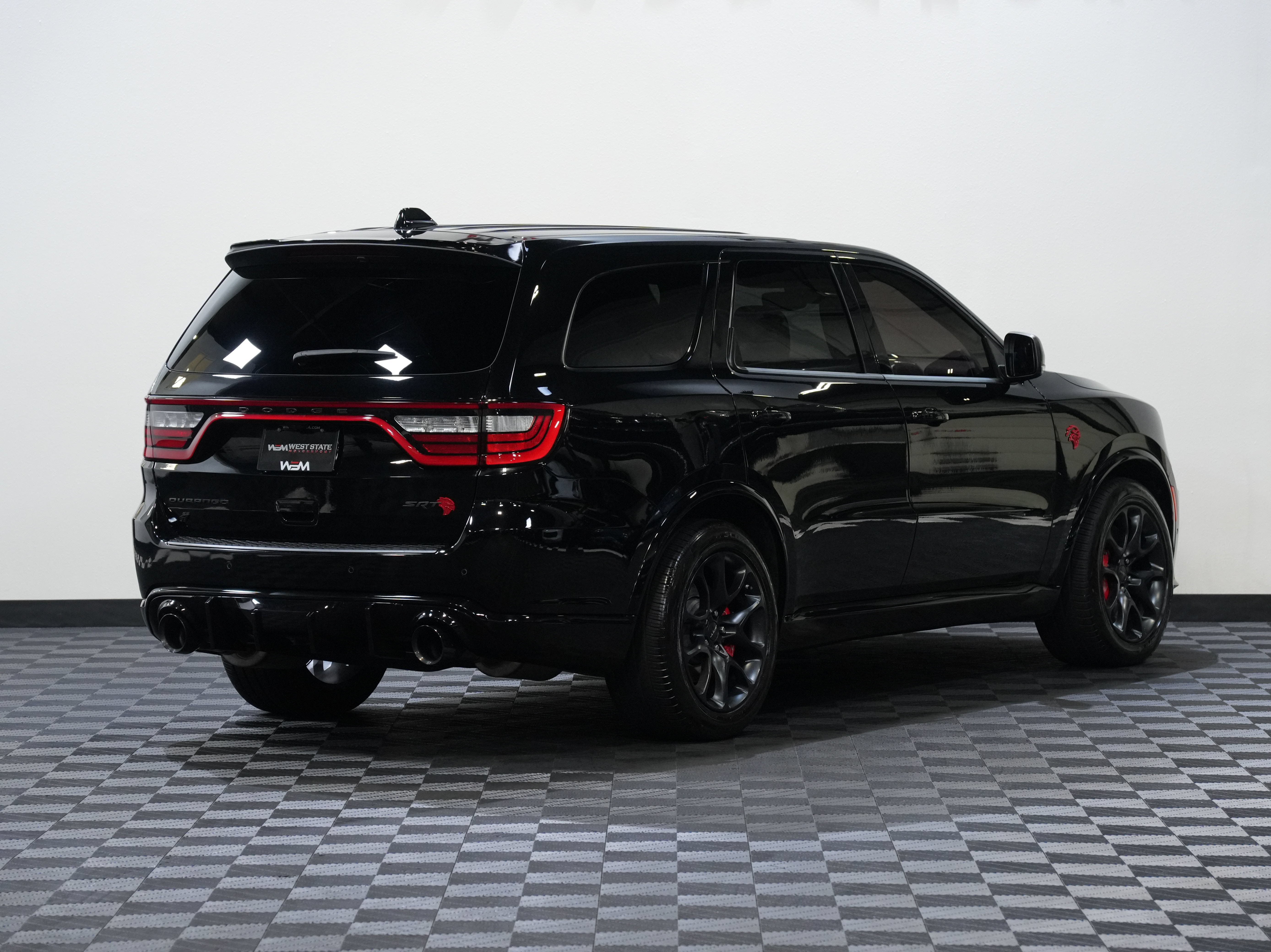 Used 2021 Dodge Durango SRT Hellcat w/ Technology Group AWD/4WD image 6