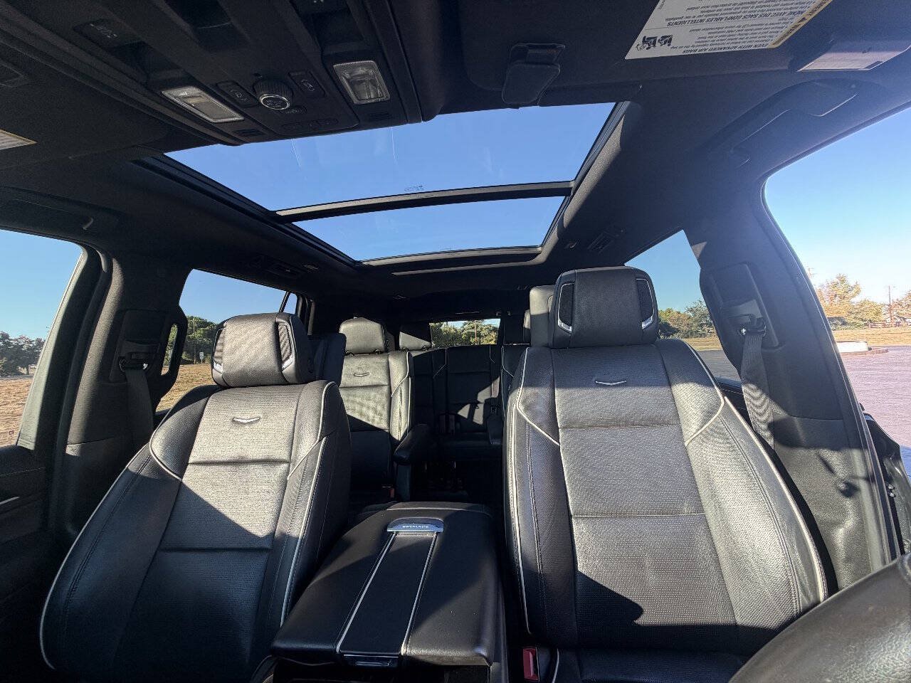 Used 2021 Cadillac Escalade Sport w/ Driver Assist Tech Package AWD/4WD image 4