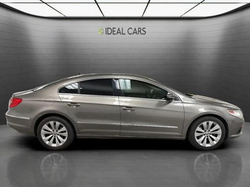 Used 2010 Volkswagen CC Sport FWD image 4