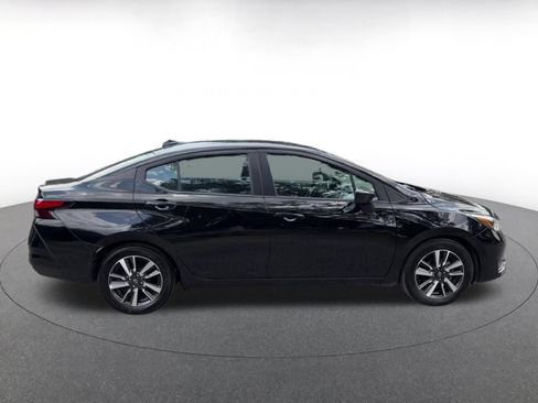 Used 2025 Nissan Versa SV FWD image 15