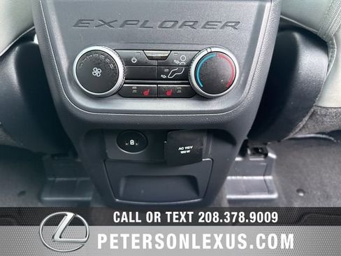 Used 2025 Ford Explorer Platinum w/ Ultimate Package image 18