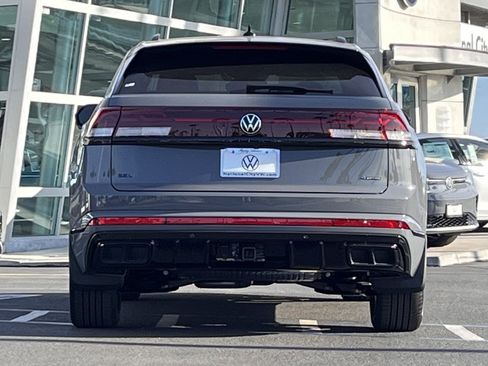 New 2026 Volkswagen Atlas Cross Sport SEL R-Line image 6