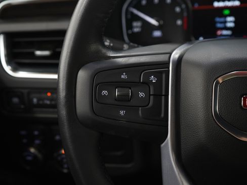 Used 2021 GMC Yukon SLE image 26