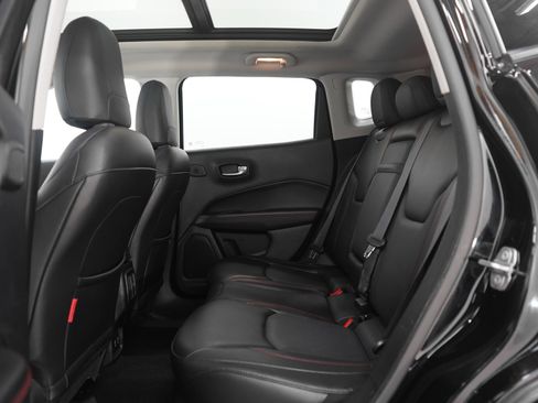 Used 2017 Jeep Compass Trailhawk w/ Leather Interior Group image 18