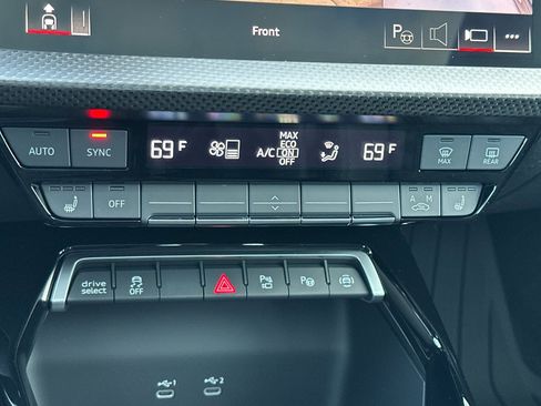 New 2026 Audi RS 3 image 19