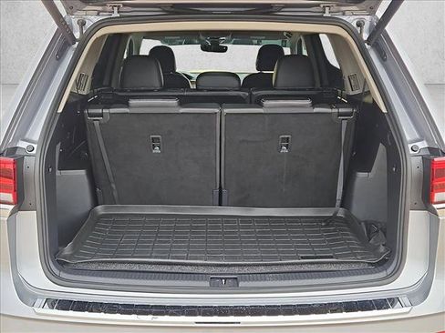 Used 2024 Volkswagen Atlas SE FWD image 12