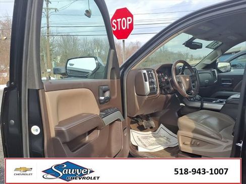 Used 2017 Chevrolet Silverado 1500 LTZ Z71 w/ LTZ Plus Package image 10