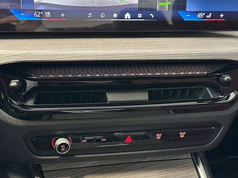 New 2026 BMW 430i Coupe w/ Convenience Package image 17