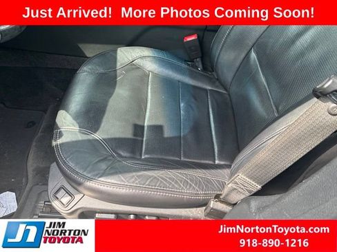Used 2016 Ford Taurus Limited FWD image 8