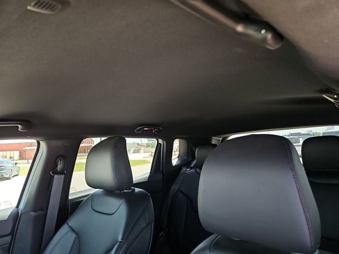 Certified 2026 Jeep Compass Latitude AWD/4WD image 22